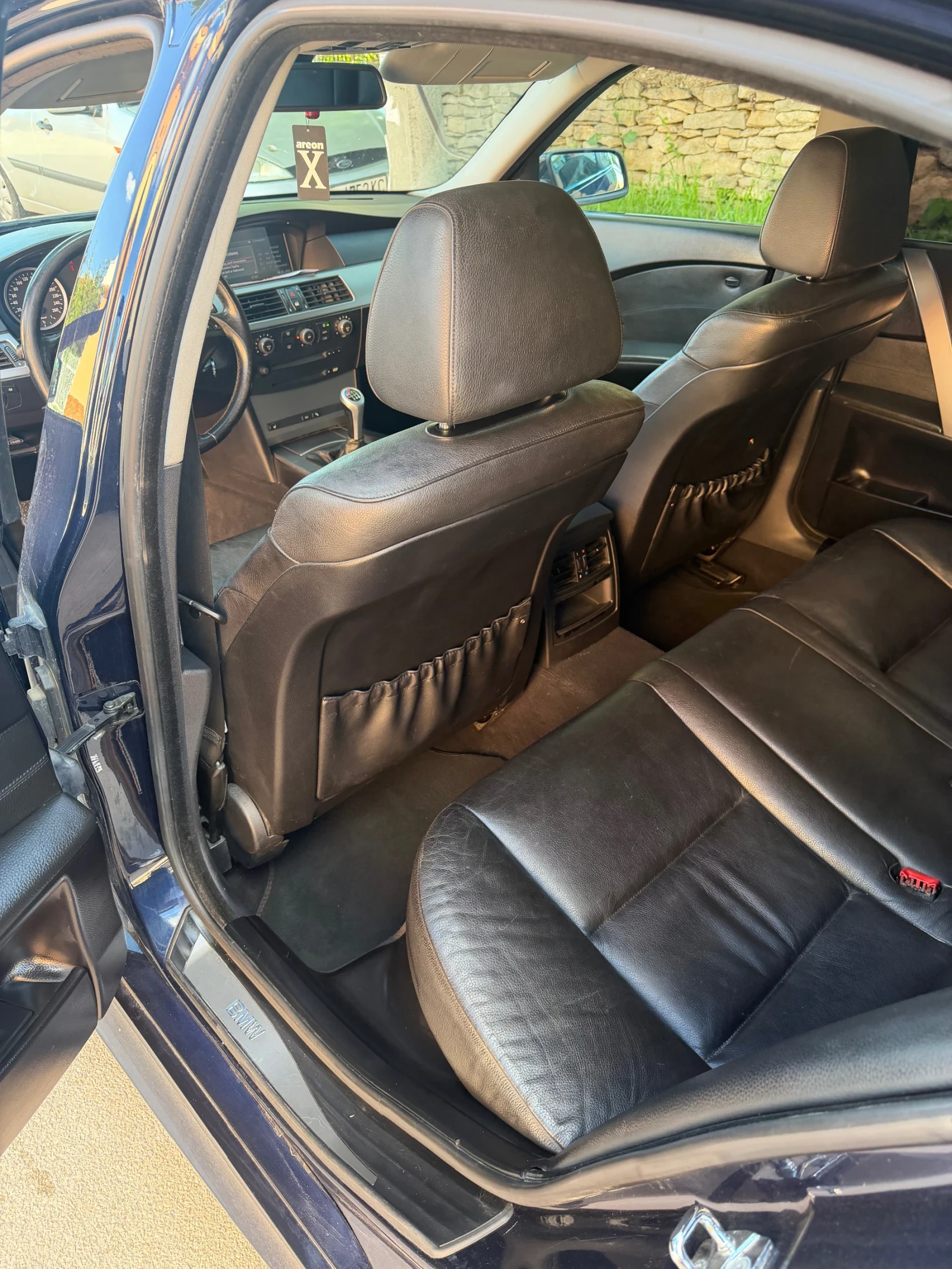 BMW 530 3.0D 6-СКОРОСТИ M-PAKET ОБСЛУЖЕН, снимка 9 - Автомобили и джипове - 54555461