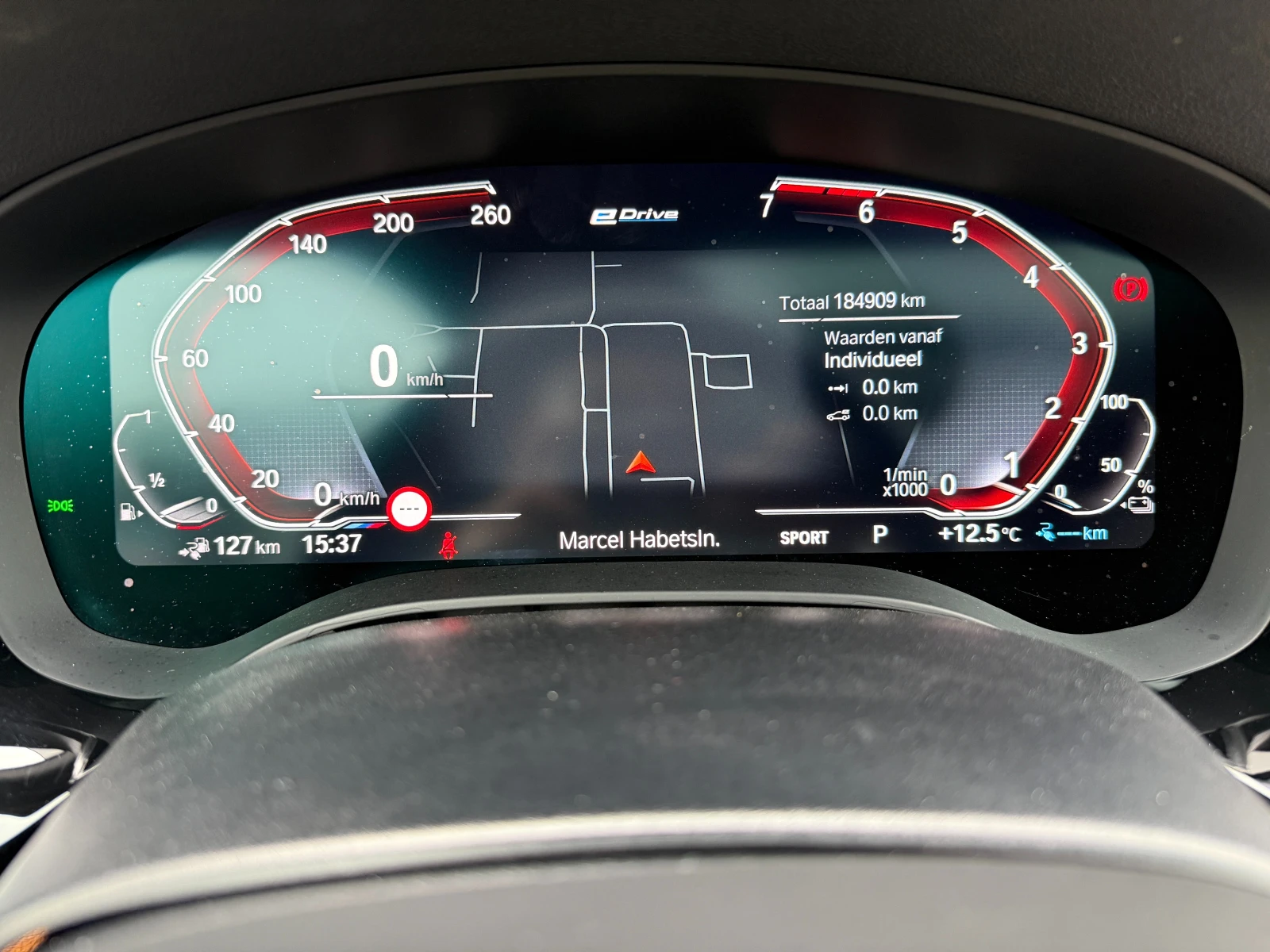 BMW 530  530e M-Pack, снимка 9 - Автомобили и джипове - 54588880