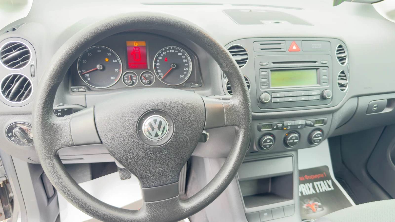 VW Golf Plus, снимка 11 - Автомобили и джипове - 54670618