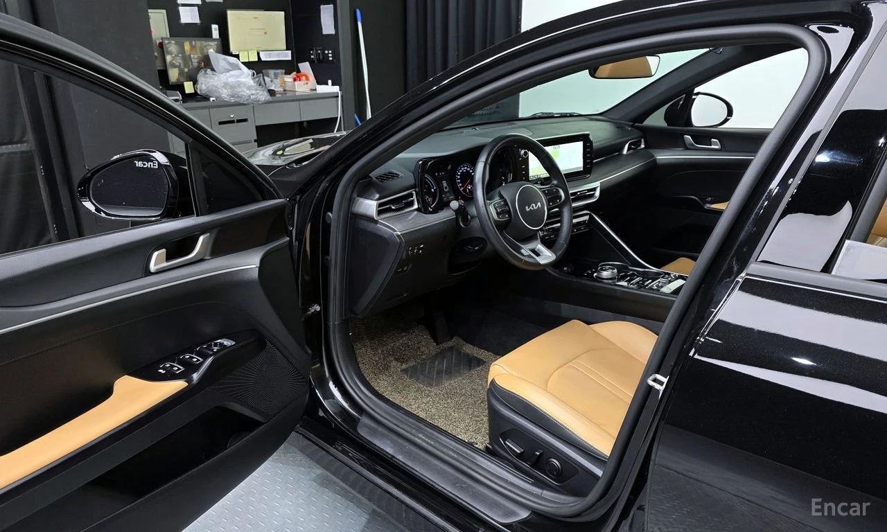 Kia K5 HYBRID* PRESTIGE* ОБДУХВАНЕ* LANE* ASSIST* 360КАМЕ, снимка 8 - Автомобили и джипове - 54807670