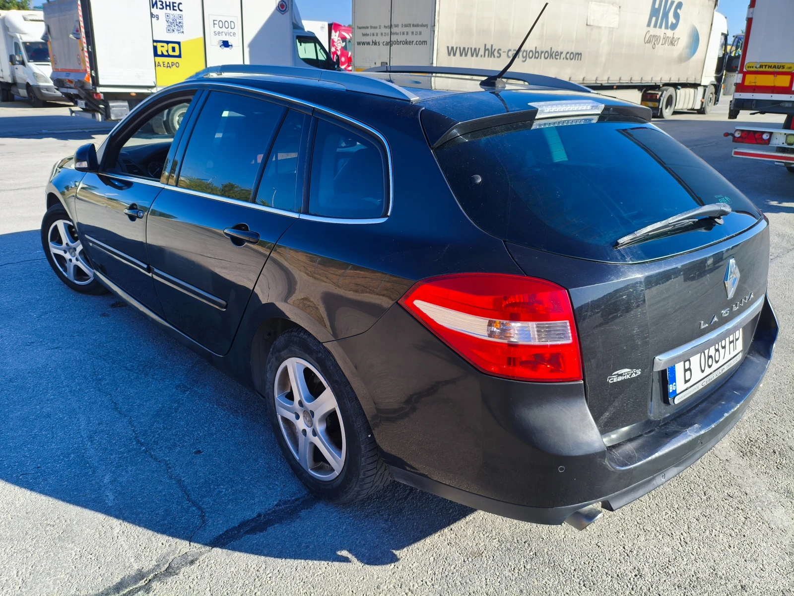 Renault Laguna 3, снимка 5 - Автомобили и джипове - 54905462
