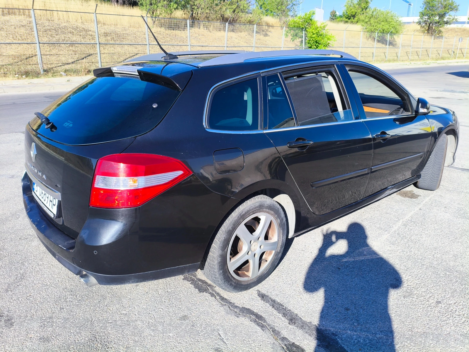 Renault Laguna 3, снимка 3 - Автомобили и джипове - 54905462