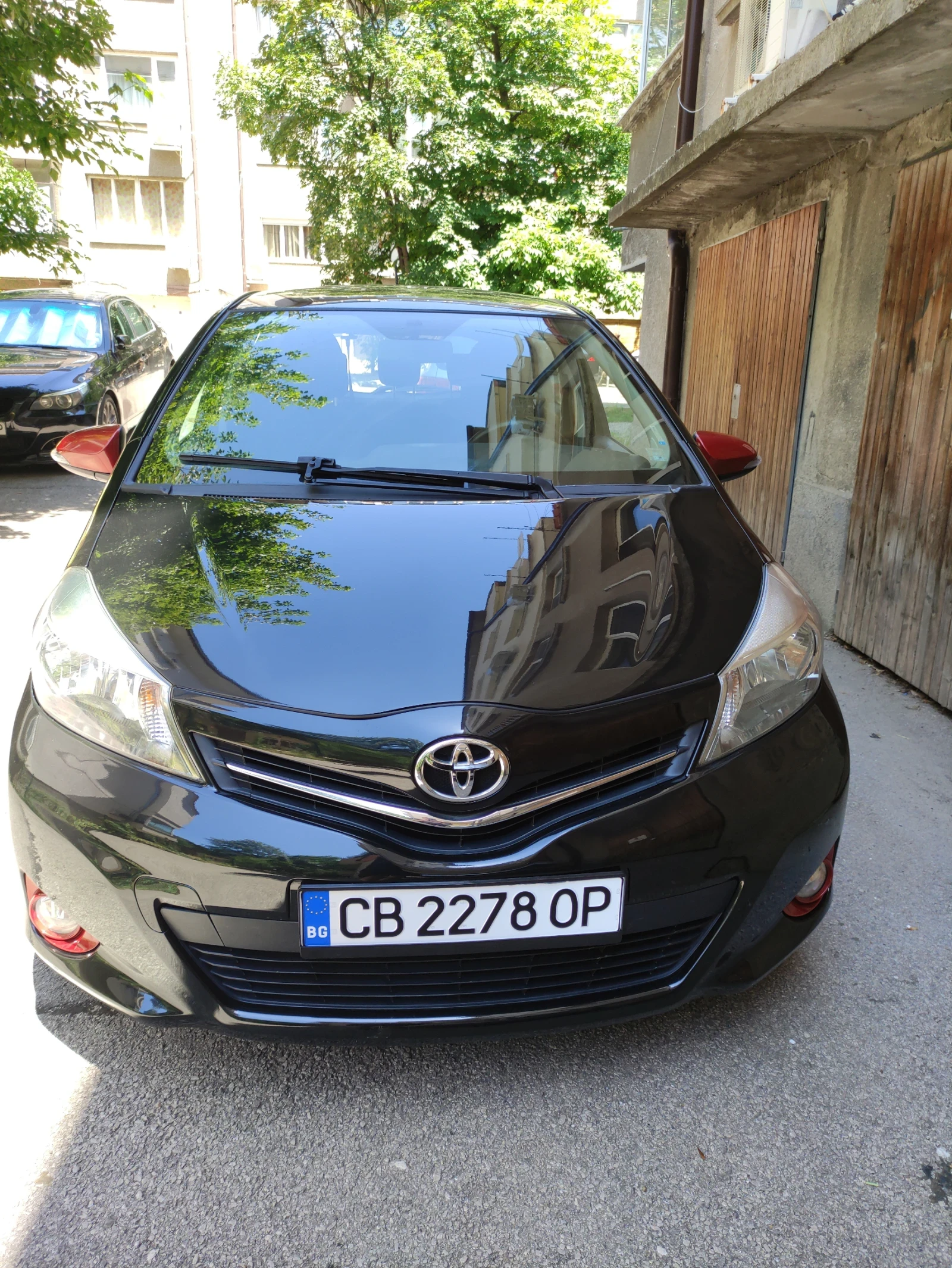 Toyota Yaris 1, 3