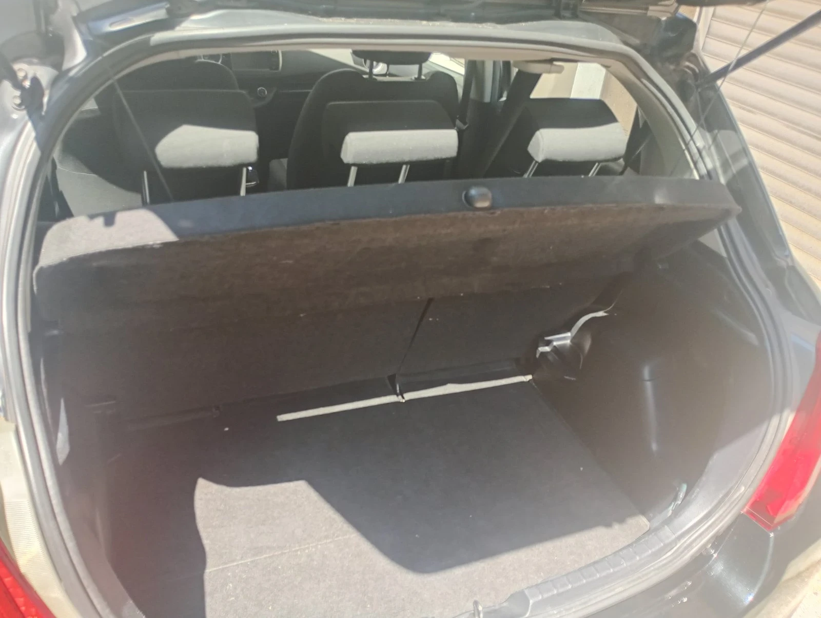Toyota Yaris 1, 3, снимка 11 - Автомобили и джипове - 55152843