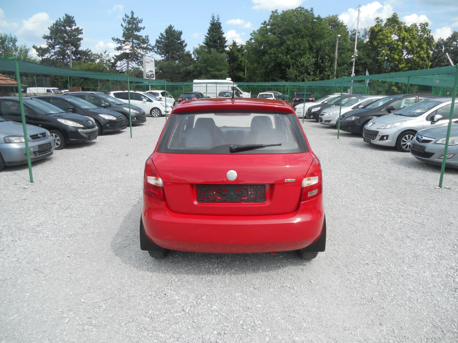 Skoda Fabia 1.2i ЛИЗИНГ!!! РЕАЛНИ КИЛОМЕТРИ+ СЕРВИЗНИ ДОКУМЕНТ, снимка 5 - Автомобили и джипове - 55207325