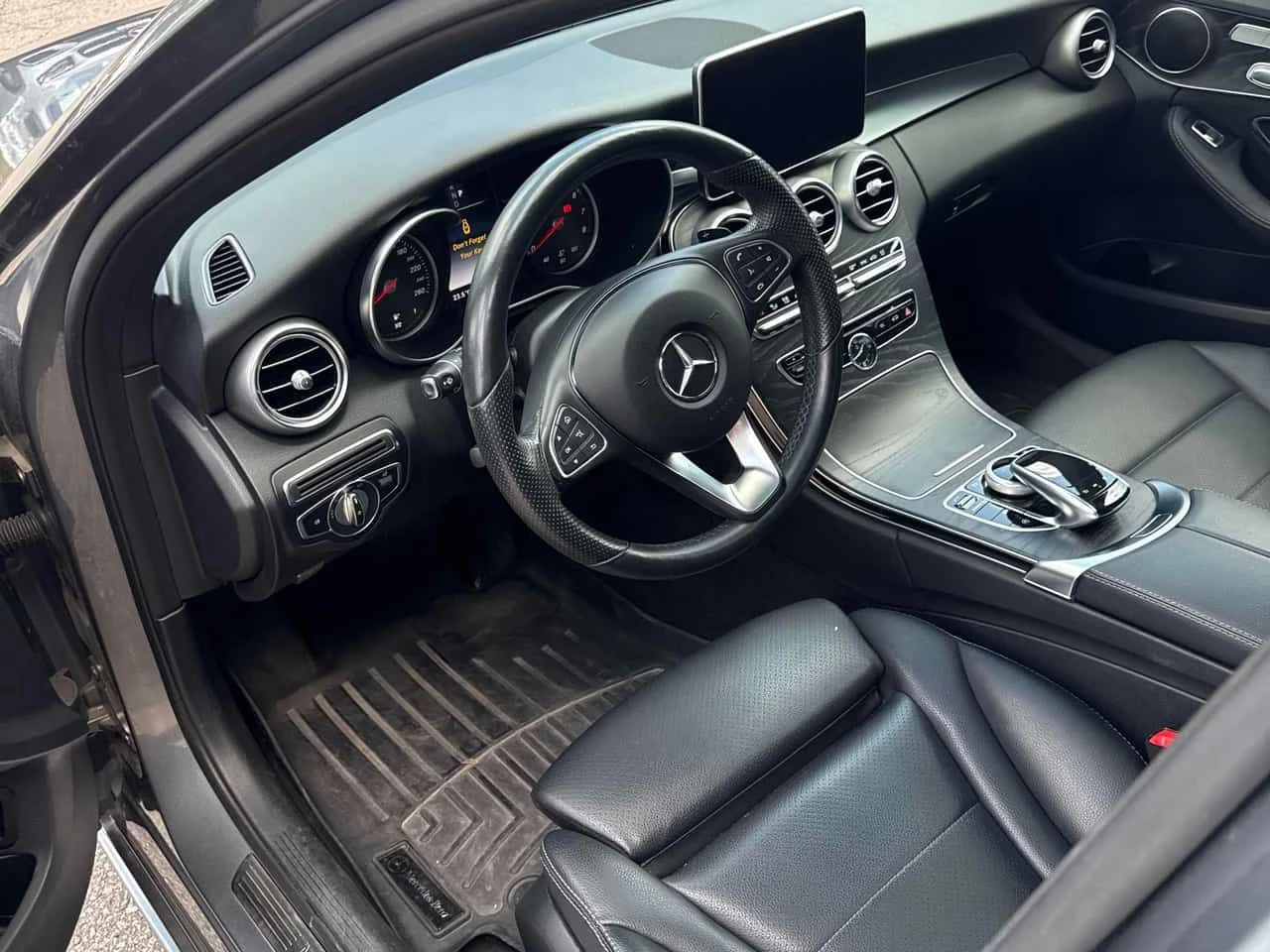 Mercedes-Benz C 300 * CARFAX * ОТ ПРЕДСТАВИТЕЛСТВО * , снимка 5 - Автомобили и джипове - 55408416