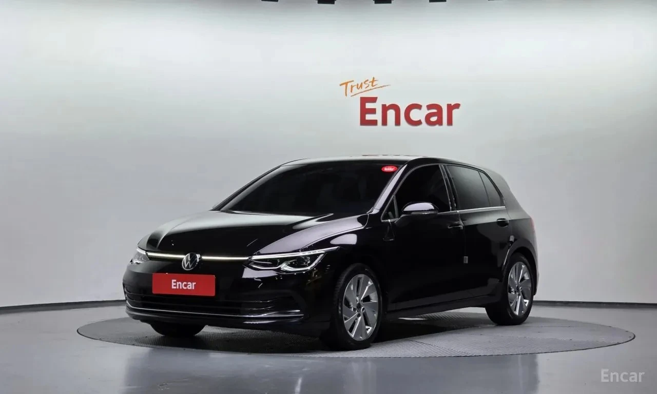 VW Golf 2.0 TDI Premium | Адаптивен круиз | Камера| Подгре