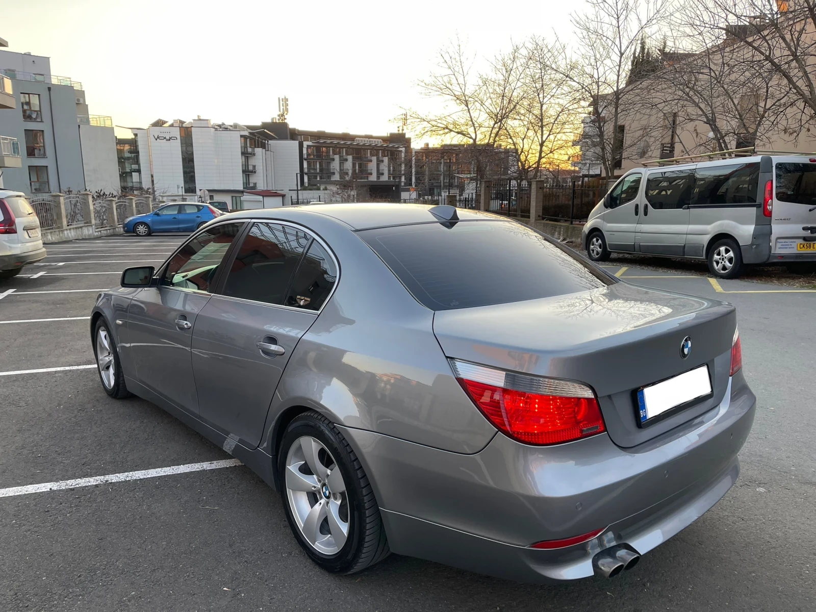 BMW 530 Реални километри, снимка 4 - Автомобили и джипове - 55705620
