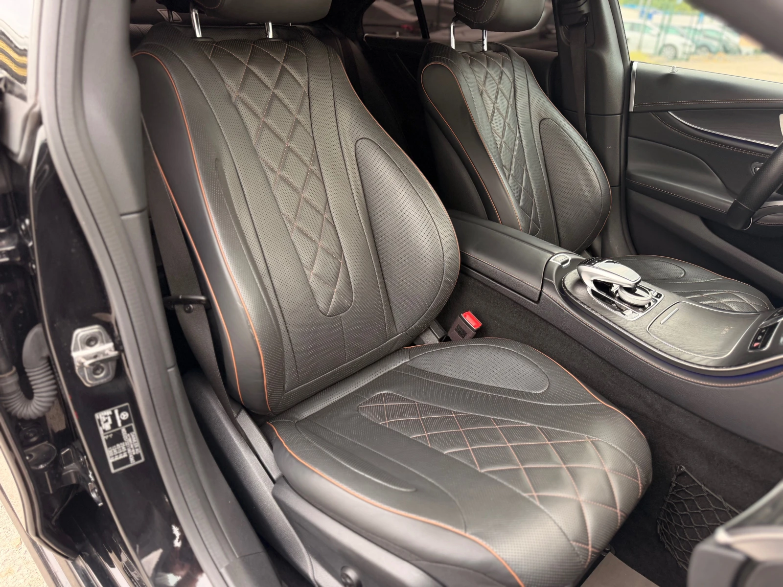 Mercedes-Benz CLS 350 d= 4MATIC= 63 AMG= EDITION 1= DISTRONIC= BURMESTER, снимка 12 - Автомобили и джипове - 55930882