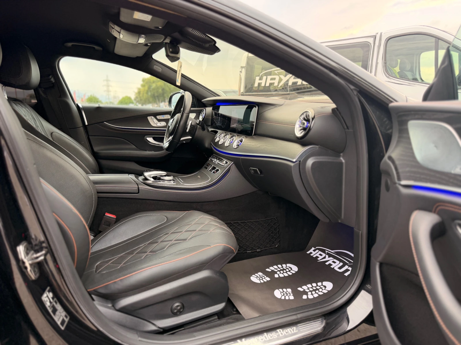 Mercedes-Benz CLS 350 d= 4MATIC= 63 AMG= EDITION 1= DISTRONIC= BURMESTER, снимка 11 - Автомобили и джипове - 55930882