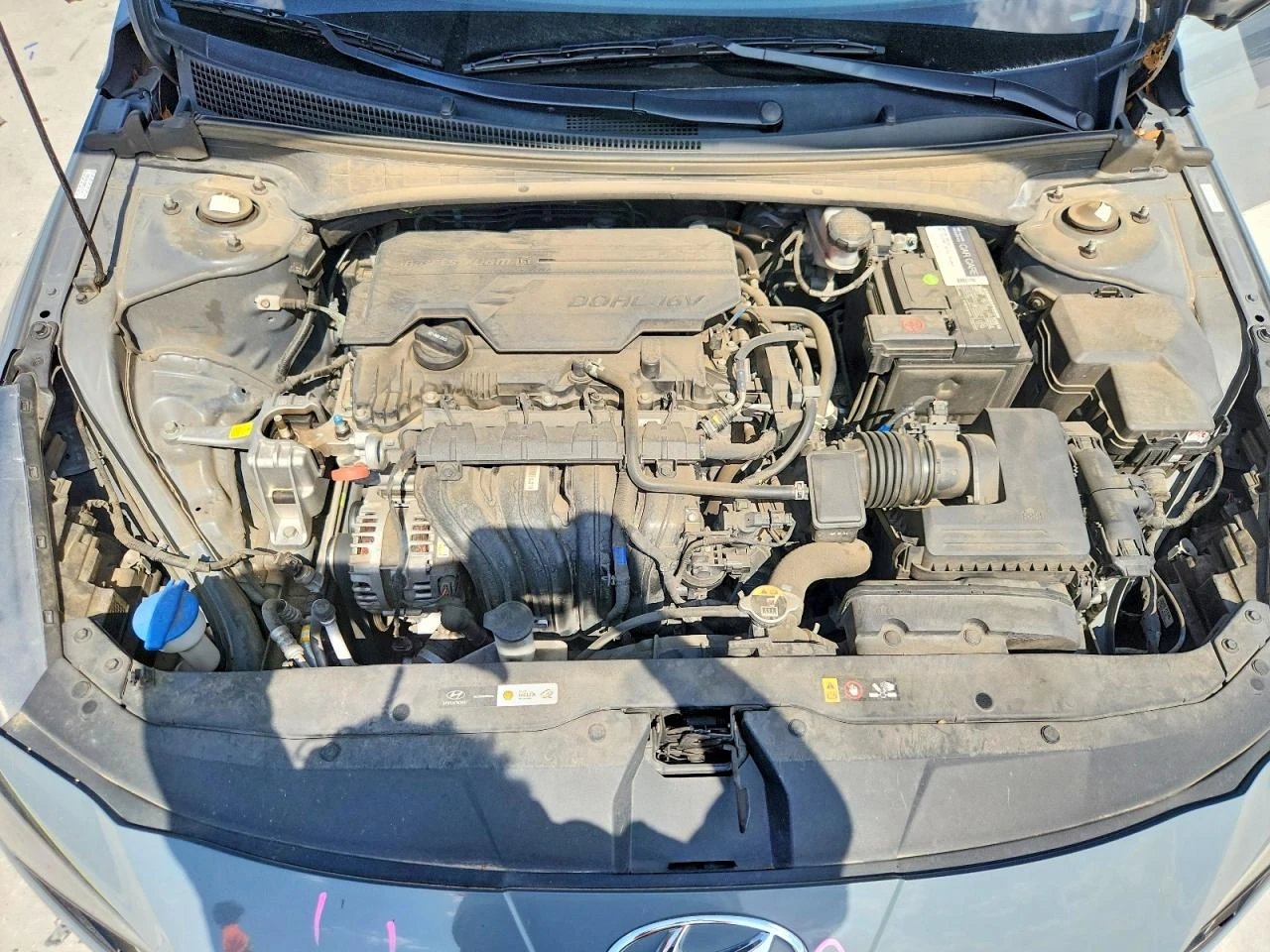 Hyundai Elantra 2.0l Sel, снимка 11 - Автомобили и джипове - 55995947