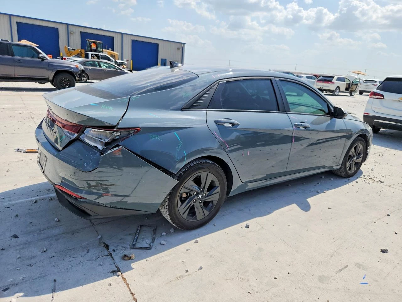 Hyundai Elantra 2.0l Sel, снимка 3 - Автомобили и джипове - 55995947