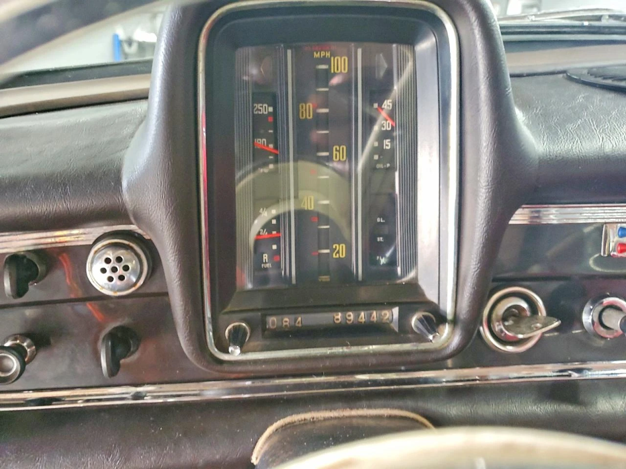 Mercedes-Benz 190 RED LEATHER , снимка 10 - Автомобили и джипове - 56138682