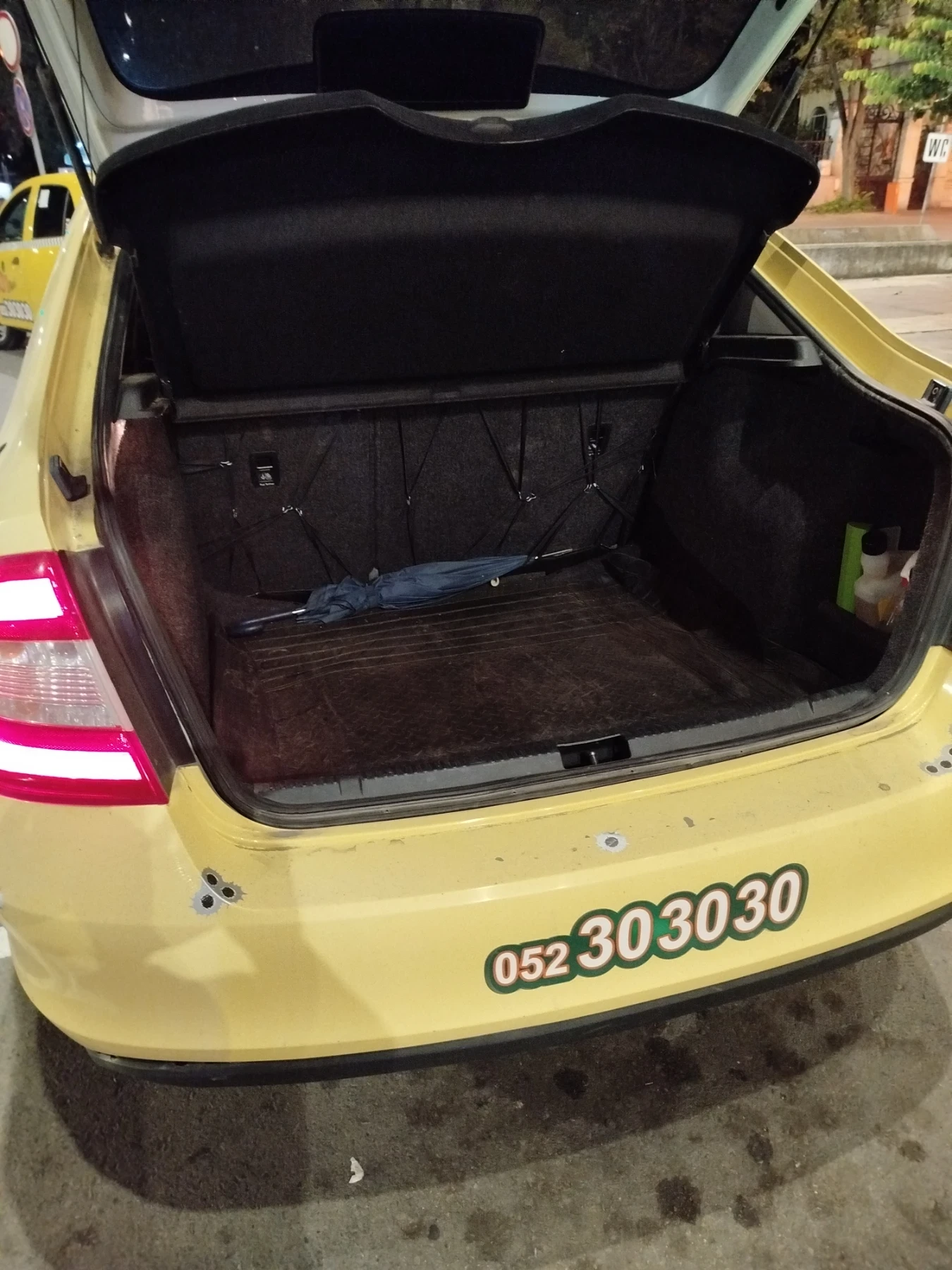 Skoda Rapid, снимка 9 - Автомобили и джипове - 56186157
