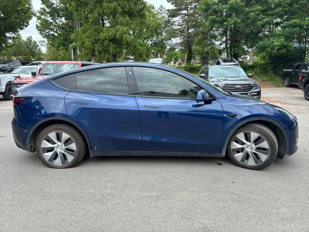 Tesla Model Y * Long Range * CARFAX * �� ���������������� *  | Mobile.bg � ����������� 3