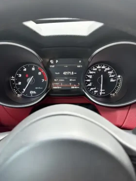 Alfa Romeo Stelvio, снимка 4