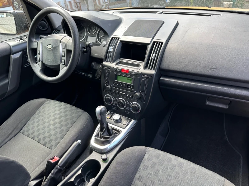 Land Rover Freelander 2.2 TD4 4X4, снимка 11 - Автомобили и джипове - 47092578