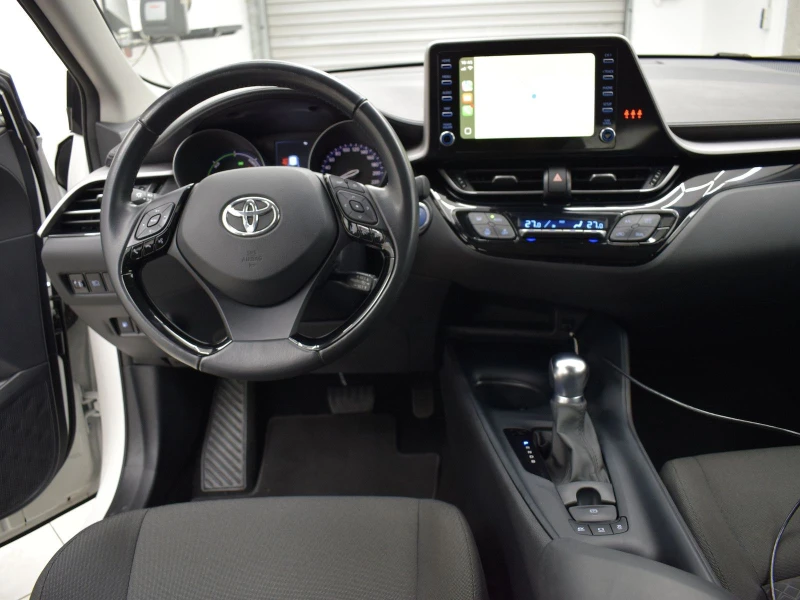 Toyota C-HR 1.8HYBRID/122HP/LED/CAM/CARPLAY/KLESS/TSR/NAV/791b, снимка 9 - Автомобили и джипове - 48906410