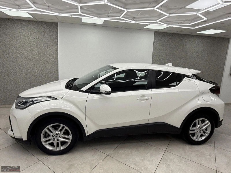 Toyota C-HR 1.8HYBRID/122HP/LED/CAM/CARPLAY/KLESS/TSR/NAV/791b, снимка 3 - Автомобили и джипове - 48906410