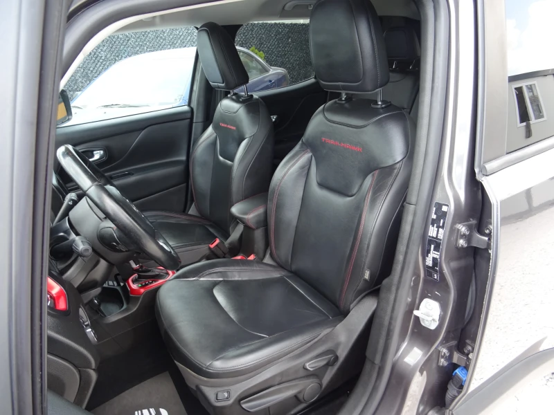 Jeep Renegade 2.0 Mjt D 170kc AT9 4WD Active Drive Low Trialhawk, снимка 10 - Автомобили и джипове - 51040101