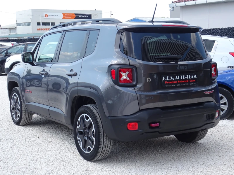 Jeep Renegade 2.0 Mjt D 170kc AT9 4WD Active Drive Low Trialhawk, снимка 3 - Автомобили и джипове - 51040101