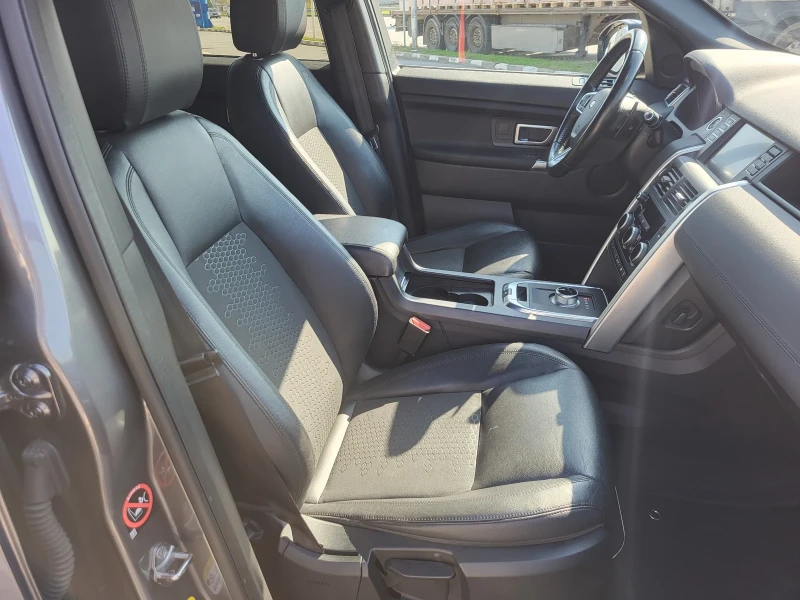 Land Rover Discovery Sport 4Х4 НАПЪЛНО ОБСЛУЖЕН 148055 КМ !!!, снимка 13 - Автомобили и джипове - 52077900