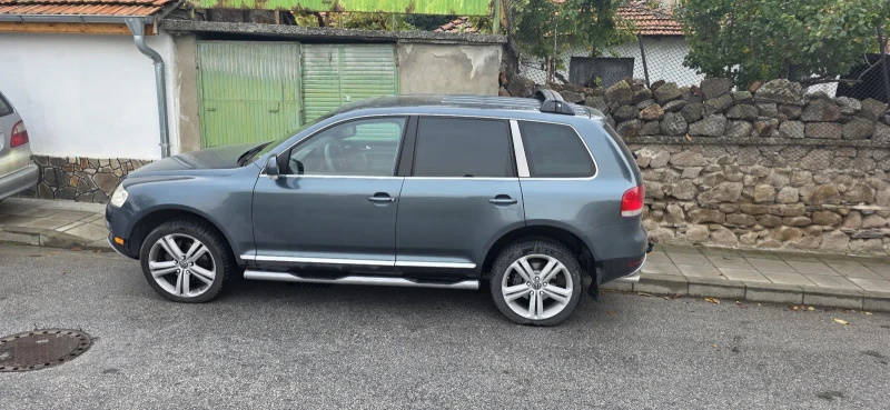 VW Touareg, снимка 3 - Автомобили и джипове - 52094535