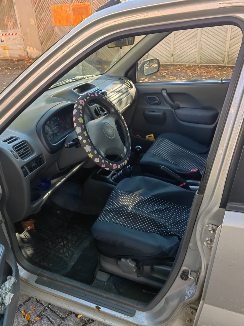 Suzuki Ignis, снимка 3 - Автомобили и джипове - 52119005