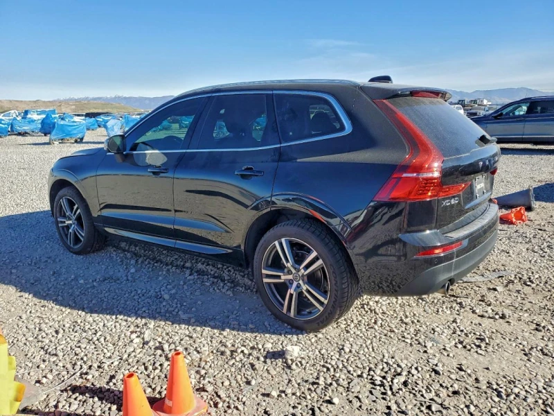 Volvo XC60 T5* MOMENTUM* 4x4, снимка 2 - Автомобили и джипове - 52654526