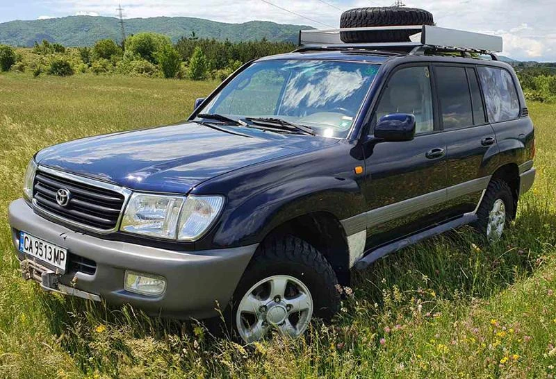 Toyota Land cruiser 100, снимка 2 - Автомобили и джипове - 47649125