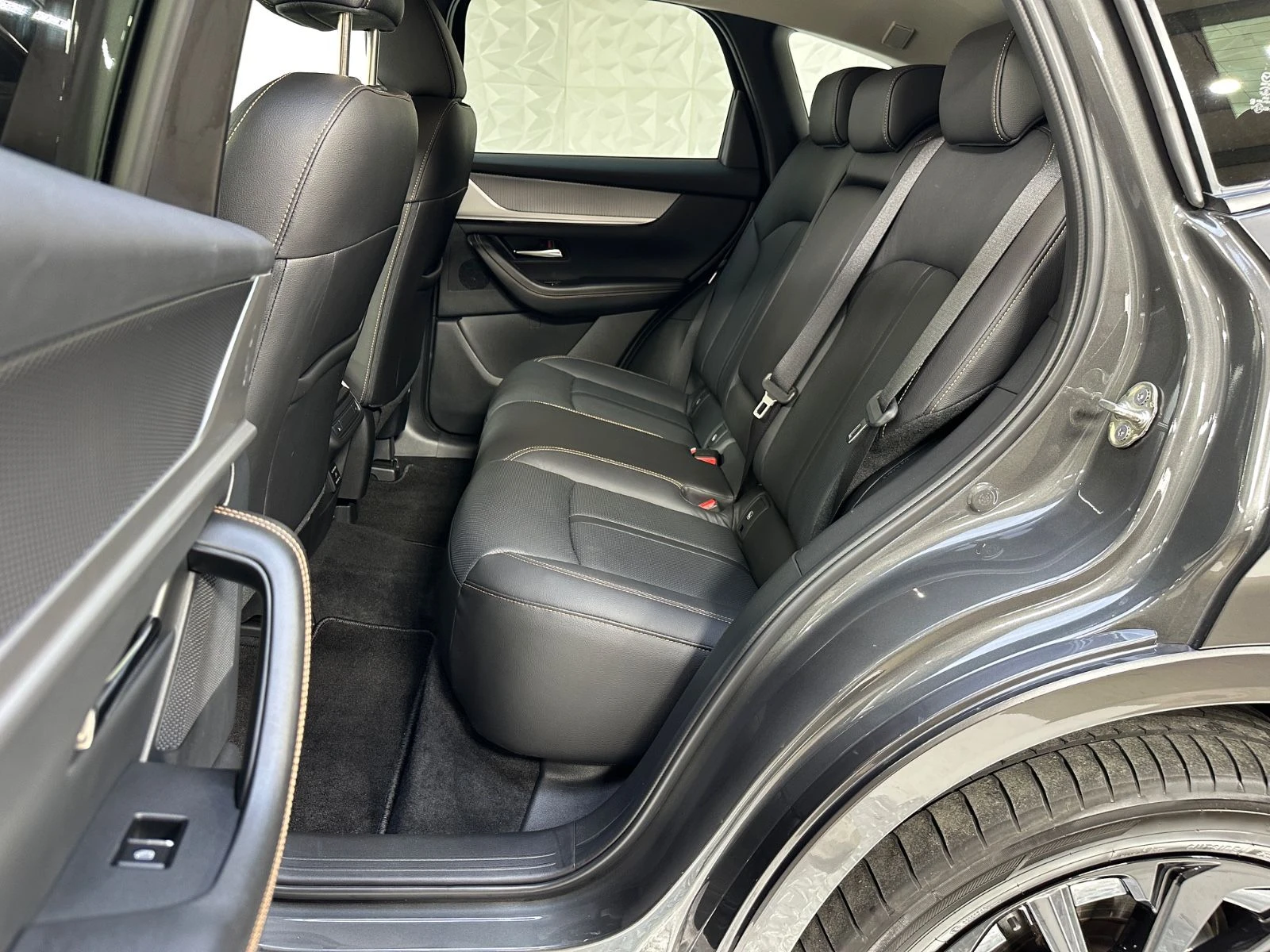 Mazda CX-60 2.5PHEV/328HP/HOMURA/4X4/HUD/360/231vpr | Mobile.bg   13