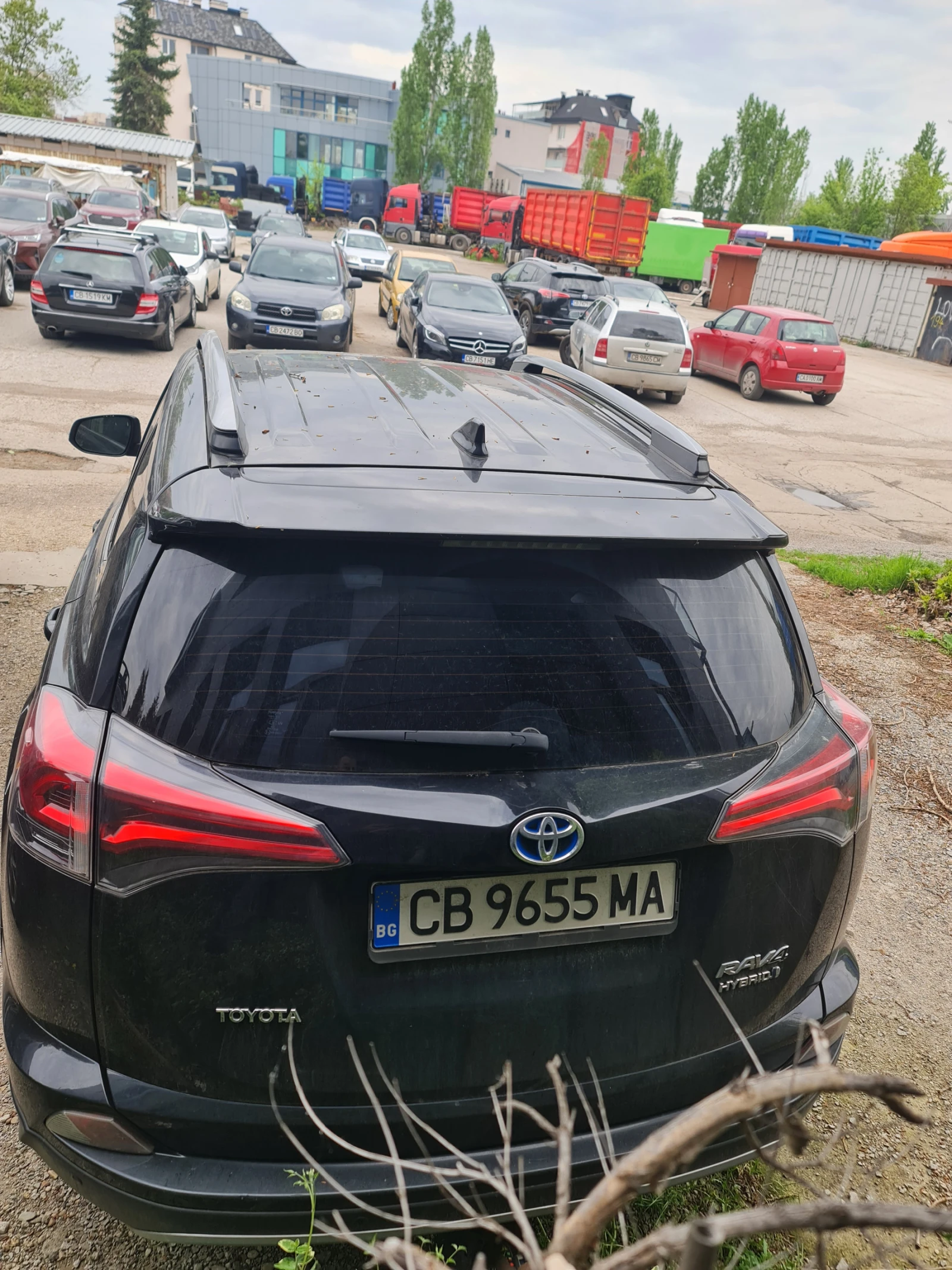 Toyota Rav4 Hybrid - изображение 4