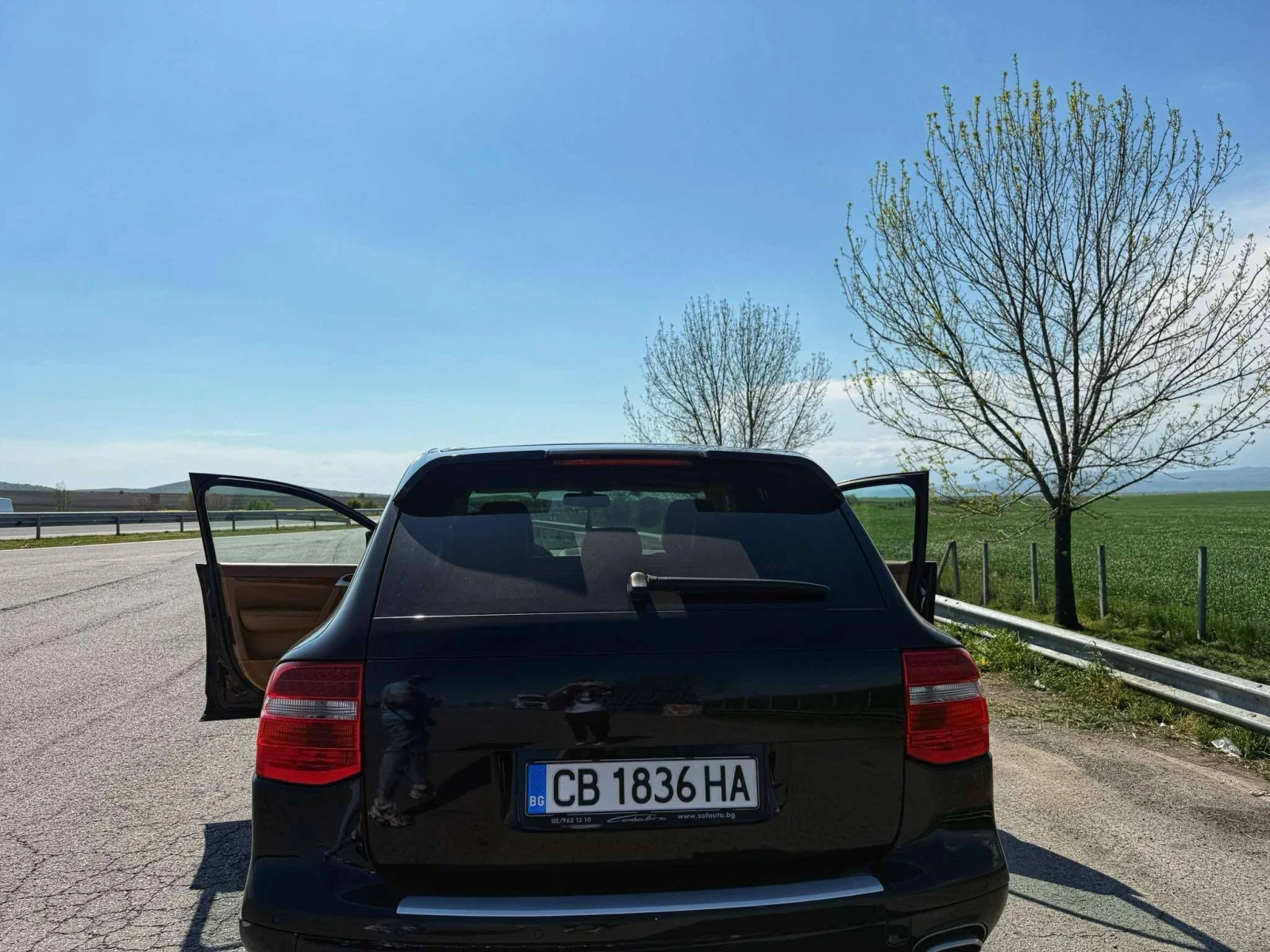 Porsche Cayenne  - изображение 7