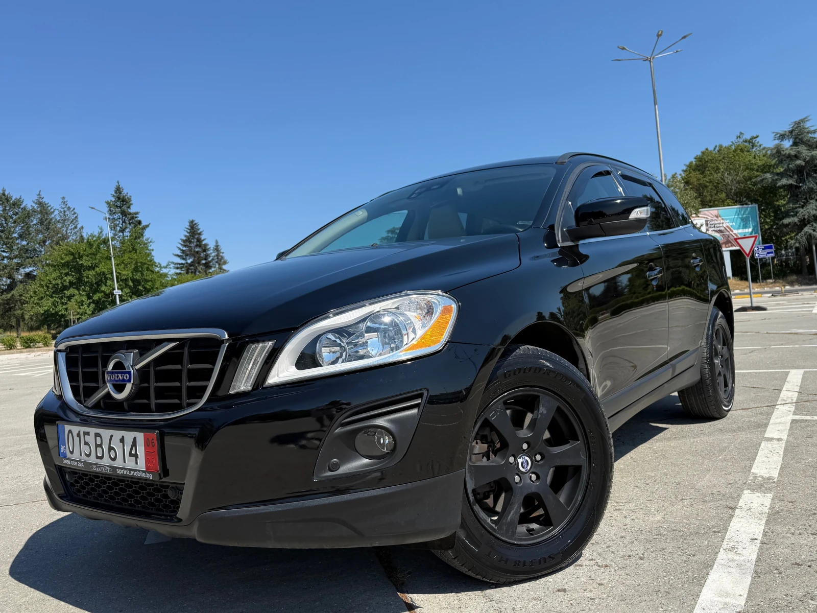 Volvo XC60 2.4///AWDCarPlay///Android-Auto///Avtomat/// - изображение 4