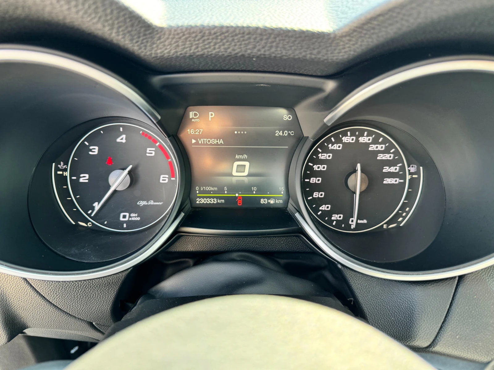 Alfa Romeo Stelvio 2.2D 209к.с Q4 4x4 8ск. 2018г. - изображение 9
