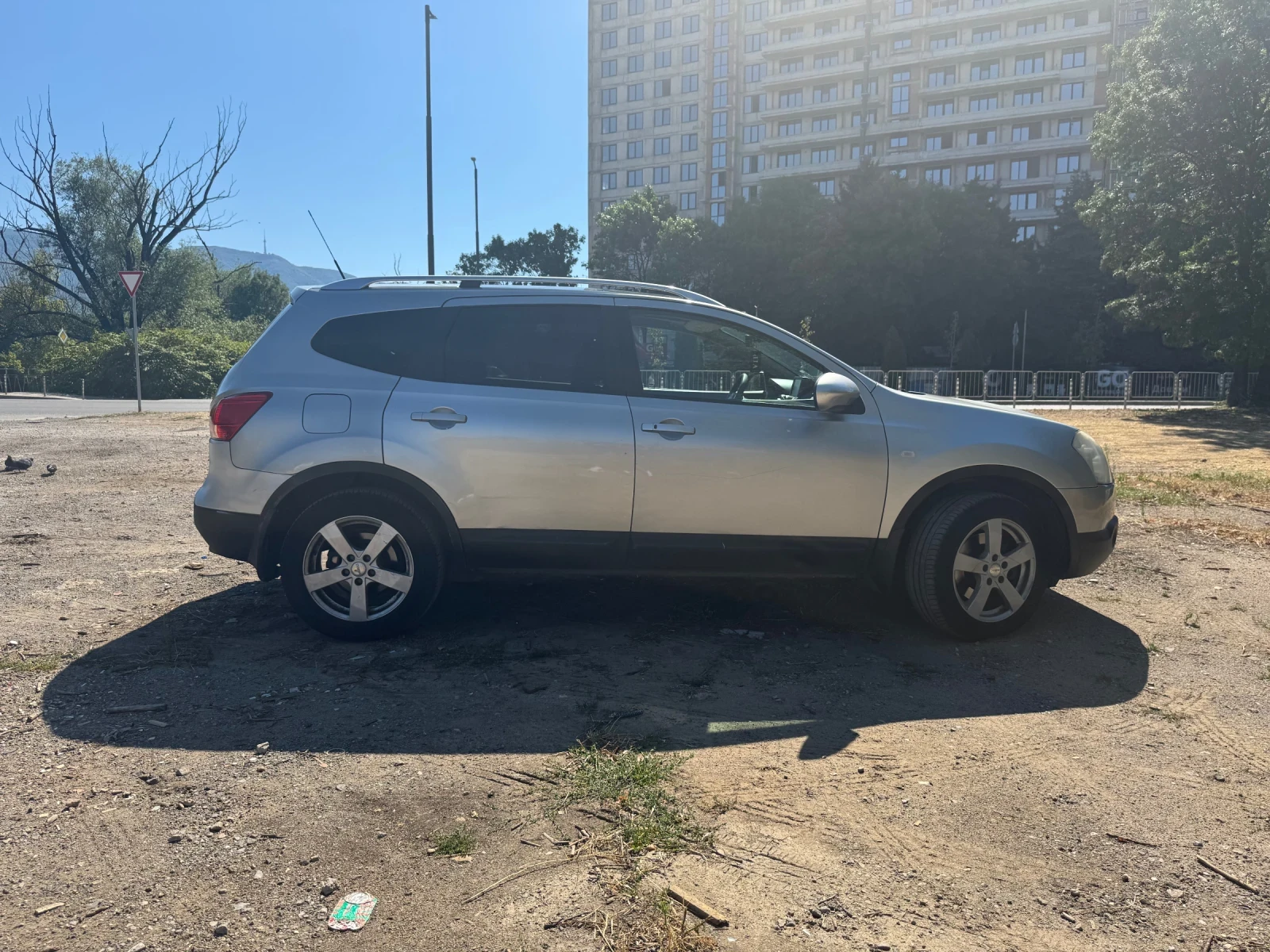 Nissan Qashqai 2.0 dCi - изображение 4