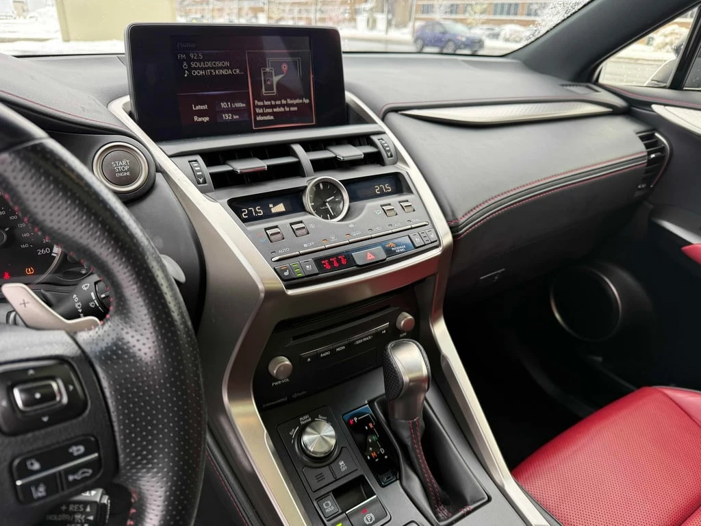 Lexus NX * 300 * CARFAX * БЕЗ ПЪРВОНАЧАЛНА ВНОСКА - изображение 9