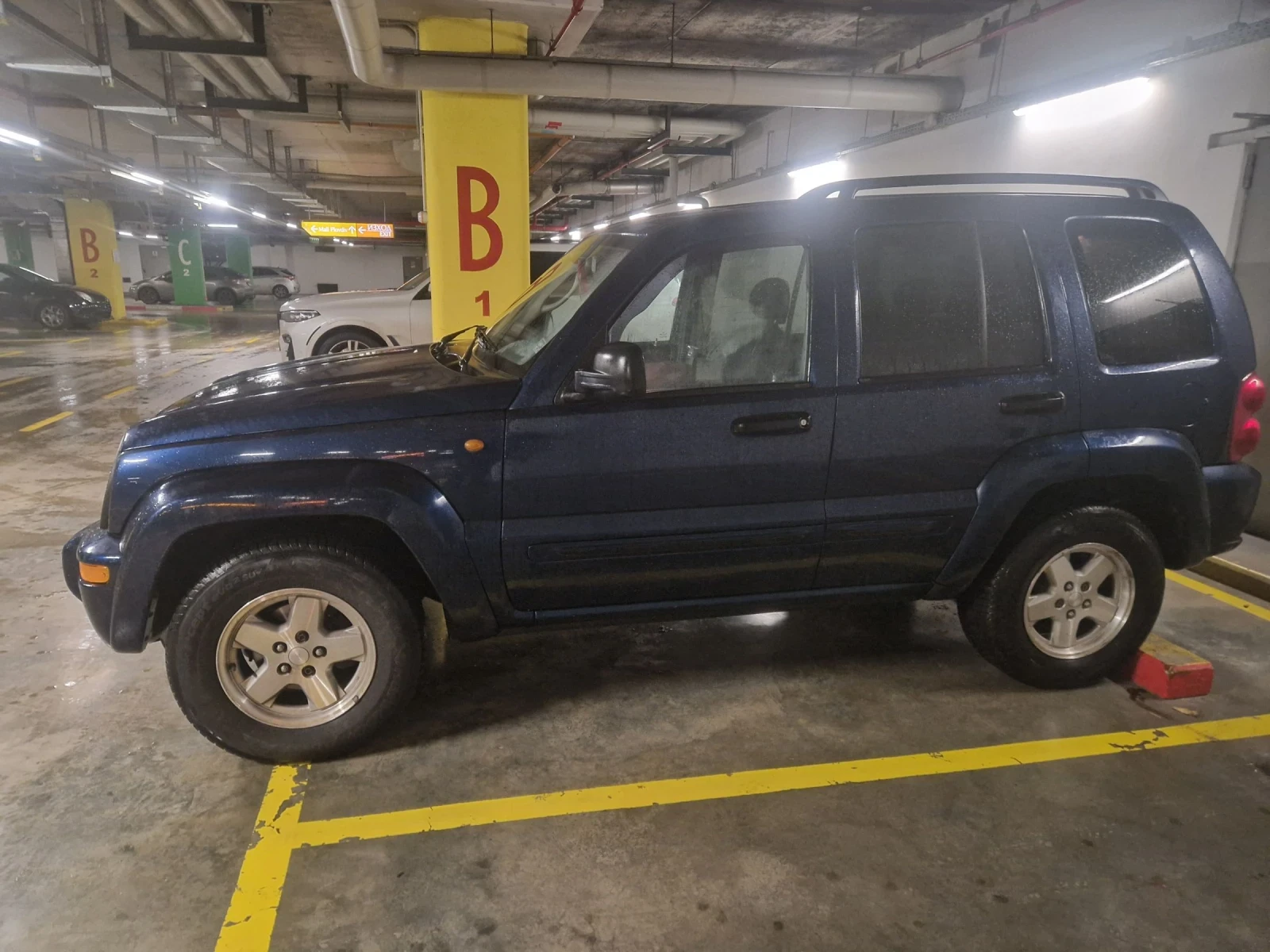 Jeep Cherokee  - изображение 3