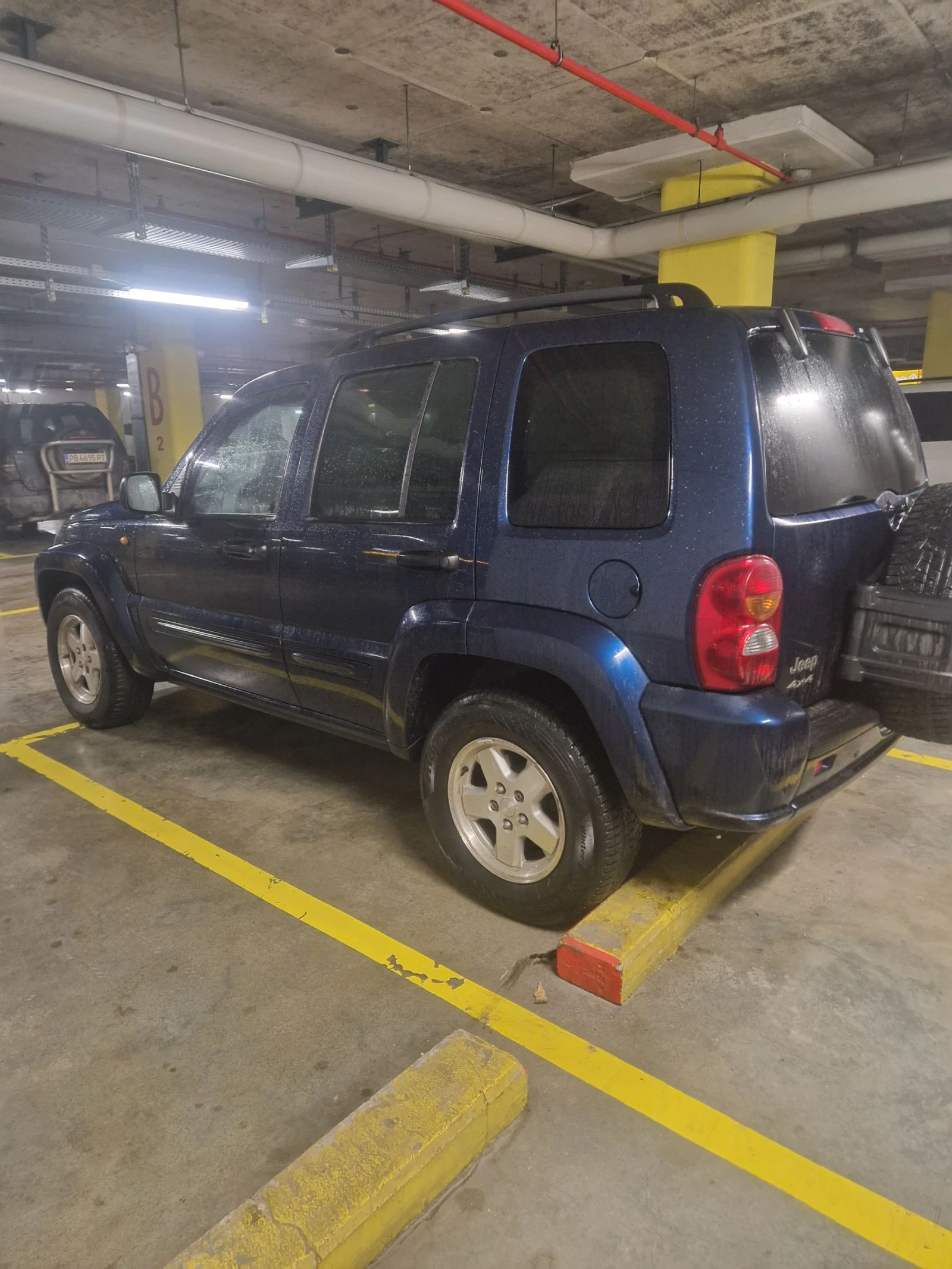 Jeep Cherokee  - изображение 5