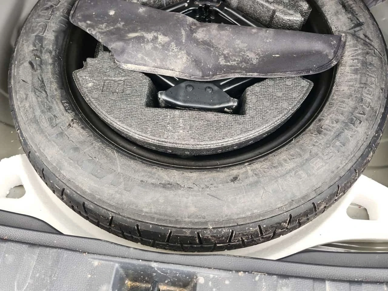 Toyota Rav4 * HYBRID LE * * КАМЕРА ЗА ЗАДНО* * ПОДГРЕВИ* , снимка 14 - Автомобили и джипове - 53976630