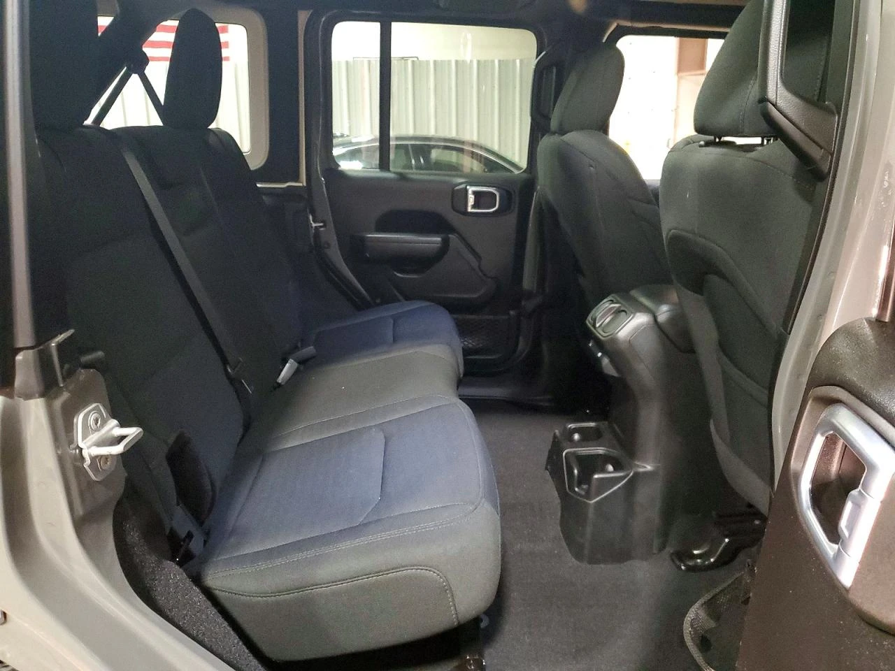 Jeep Wrangler 2.0l Unlimited Sport | Mobile.bg � ����������� 10
