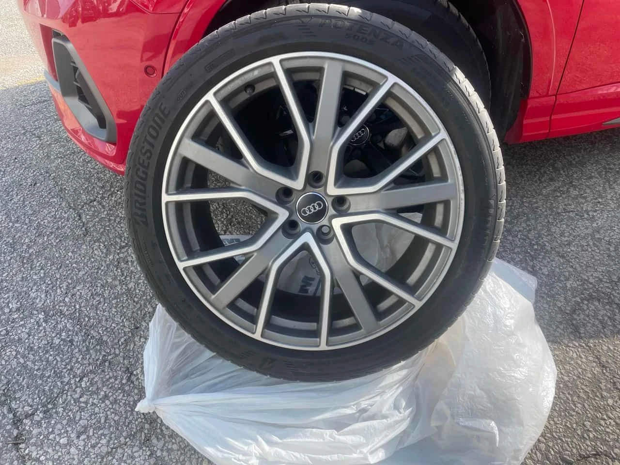 Audi Q3 * TECHNIK * PANO * 360 * CARFAX * ПОДГРЕВИ, снимка 7 - Автомобили и джипове - 54479920