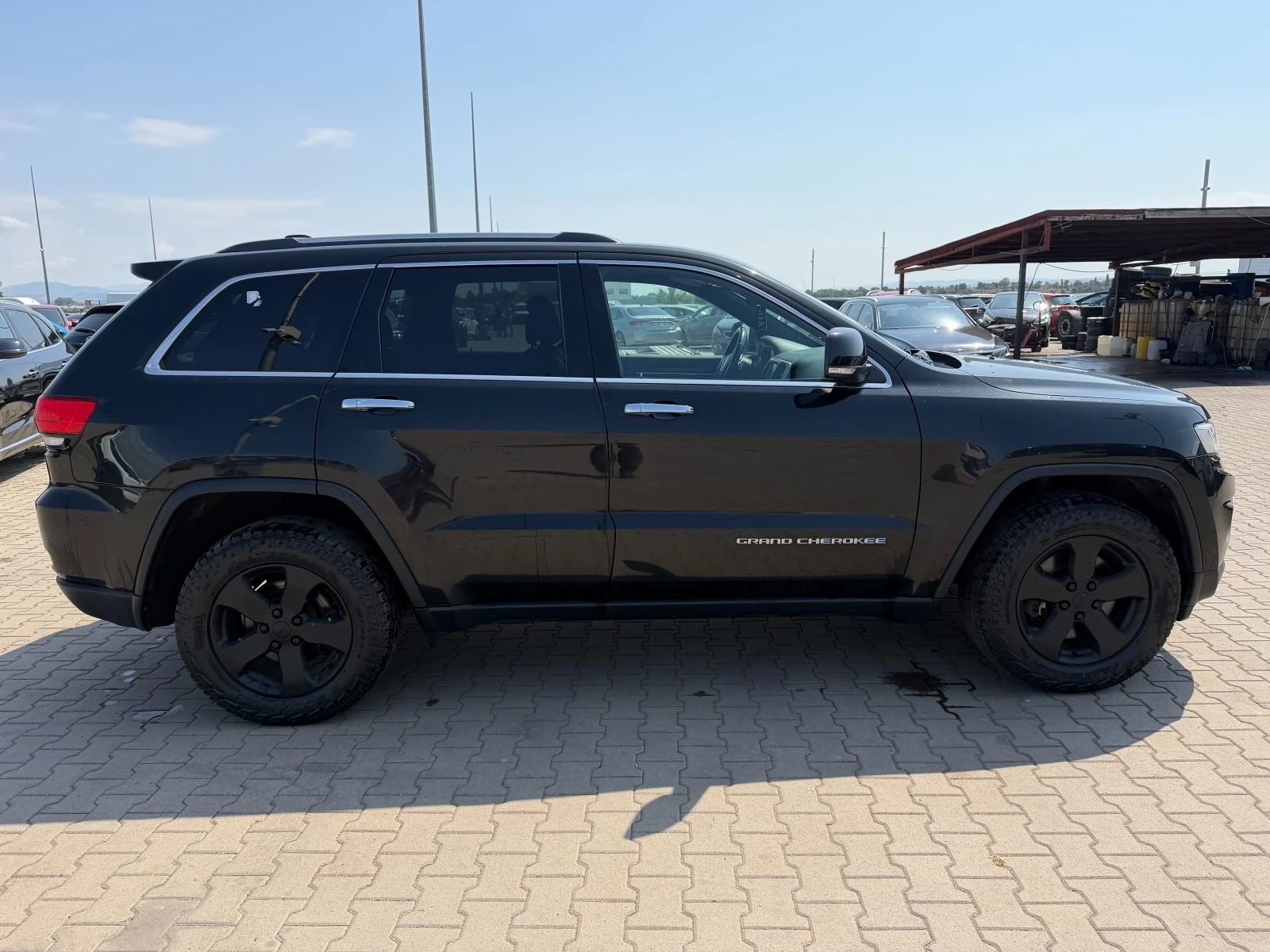 Jeep Grand cherokee 3.0D 4X4 AVTOMAT/NAVI/KOJA/KAMERA EURO 5, снимка 5 - Автомобили и джипове - 55815591