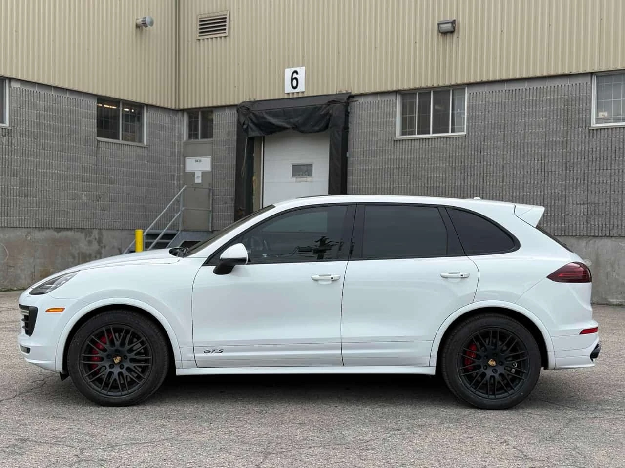 Porsche Cayenne GTS * BOSE * ВЪЗДУШНО ОКАЧВАНЕ* ПАНРАМА* , снимка 3 - Автомобили и джипове - 56267690