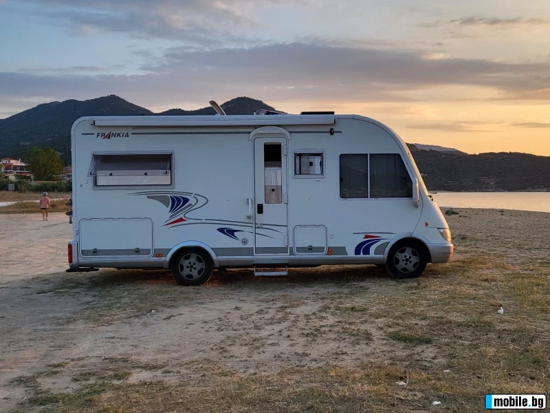 Кемпер Frankia, снимка 4 - Каравани и кемпери - 54020265