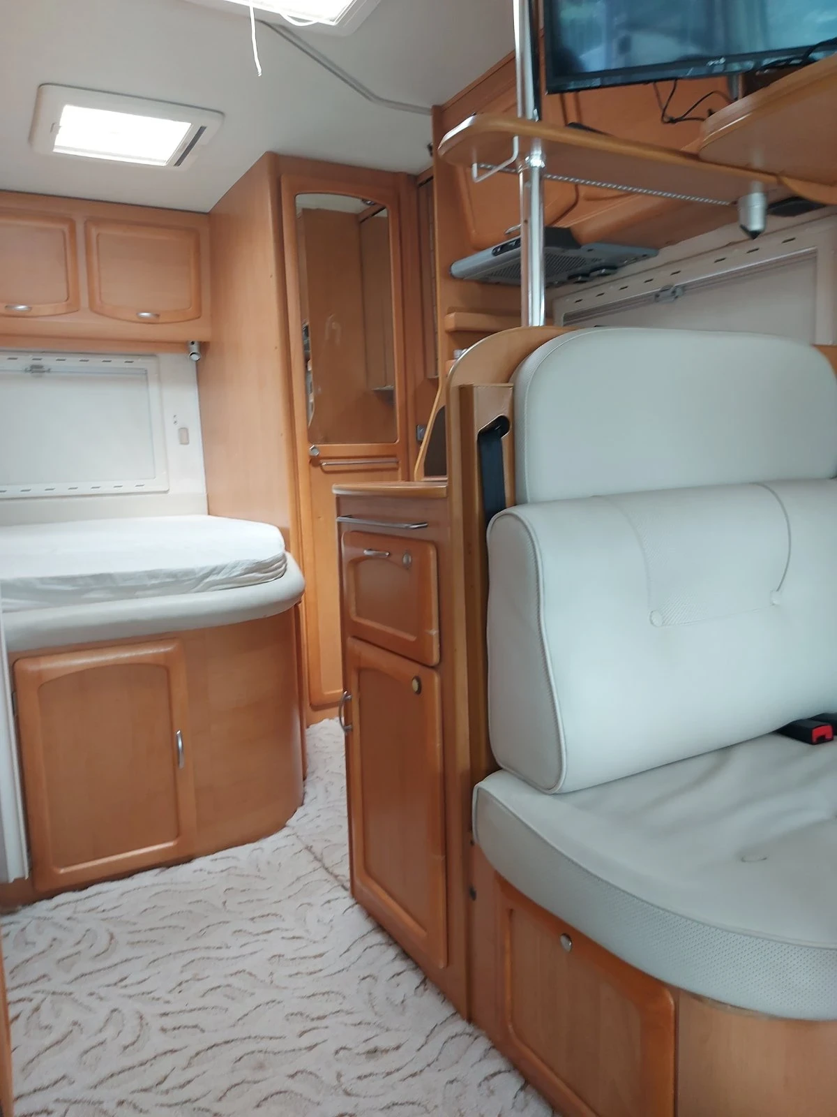 Кемпер Frankia, снимка 13 - Каравани и кемпери - 54020265