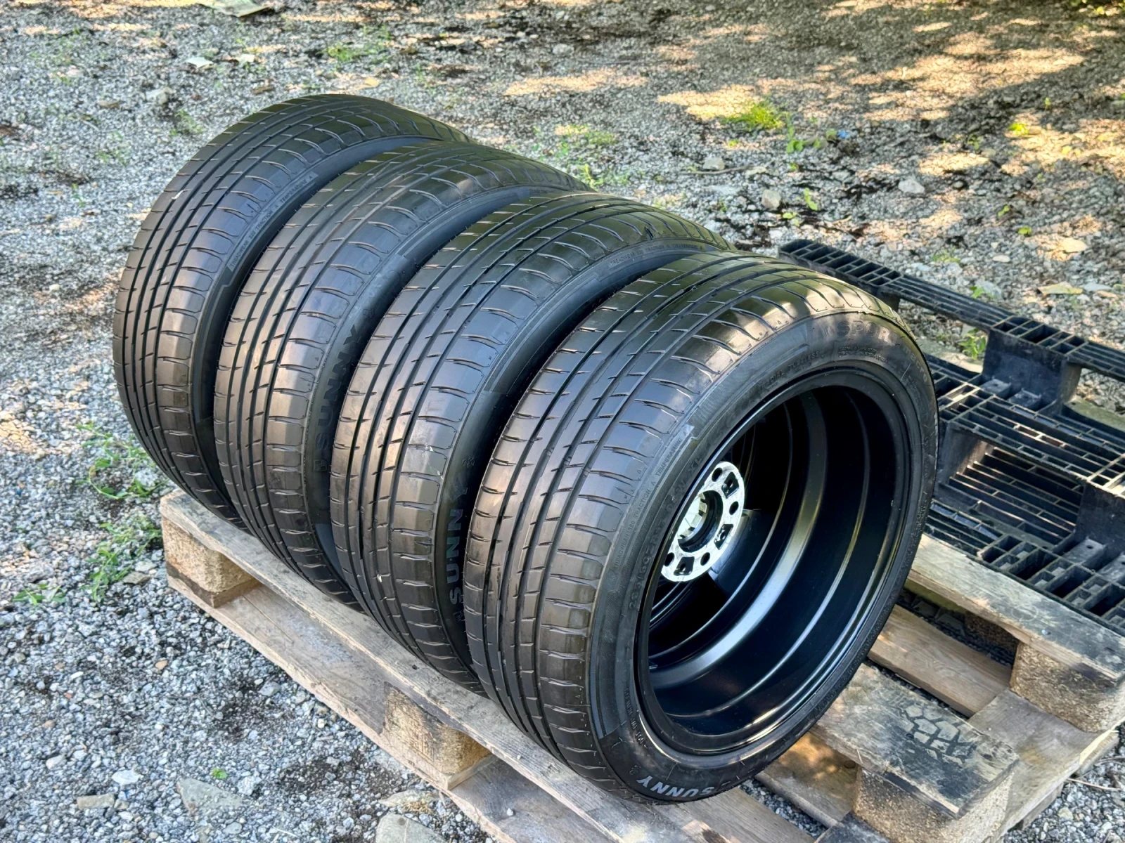 Гуми с джанти Sunny 205/50R16, снимка 10 - Гуми и джанти - 54933659