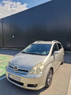 Toyota Corolla verso, снимка 1
