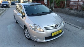 Toyota Auris 1.6-132к.с.перфектен, снимка 1