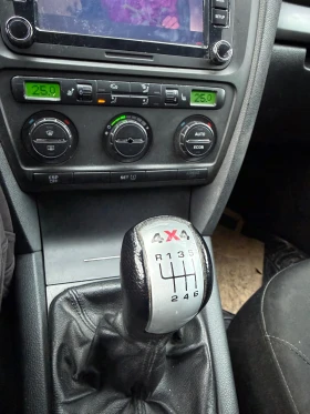 Skoda Octavia 4x4, снимка 10
